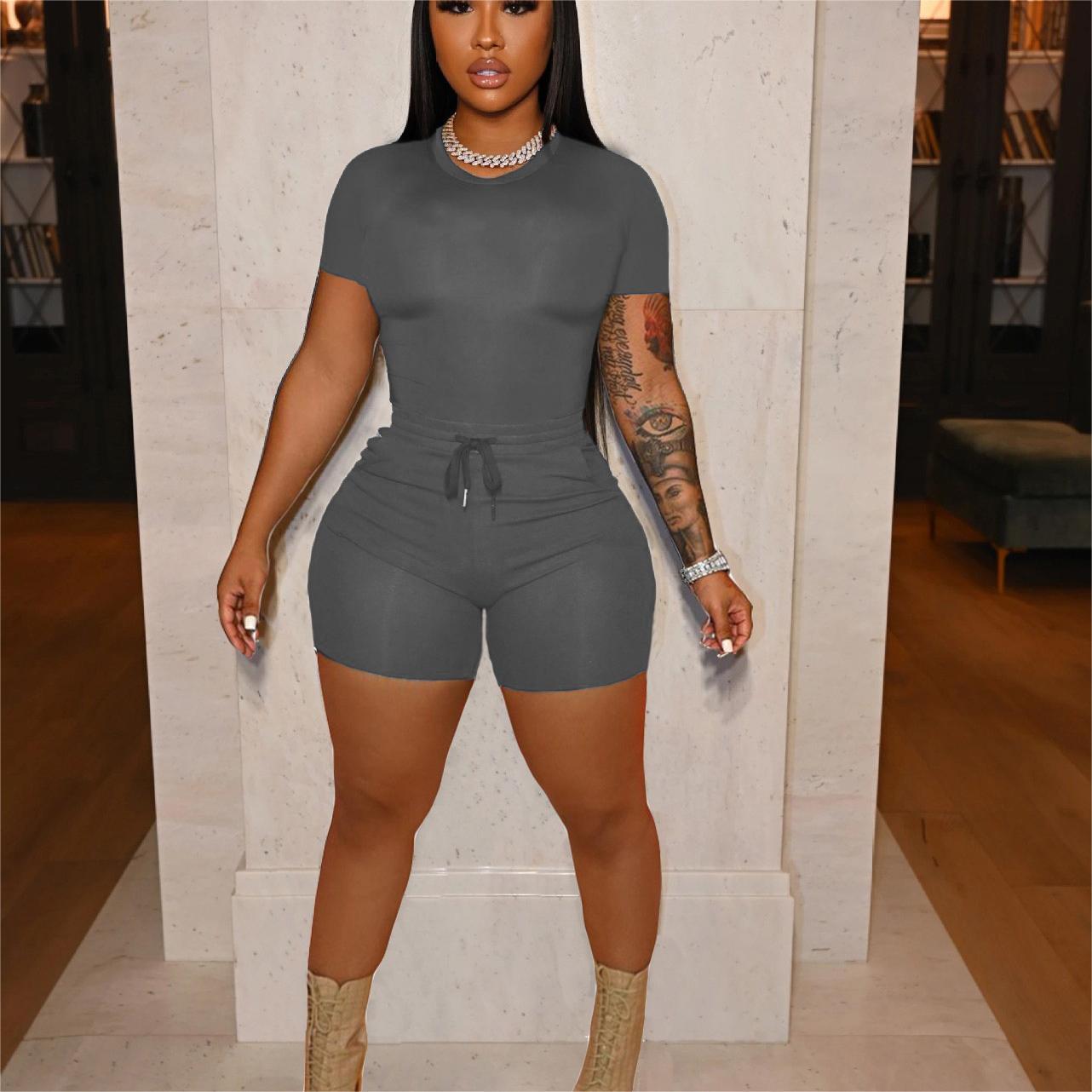 Come To Picture A Chalk Printed Women's Solid Color Casual Belt Drawstring Shorts Two-piece Set